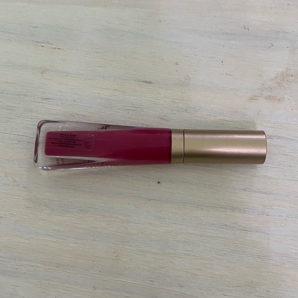 3/$15 Too Faced Melted Matte Lipstick - Picture 2 of 2